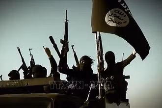 Các tay súng IS tại tỉnh Anbar, Iraq. (Ảnh tư liệu: AFP/TTXVN)
