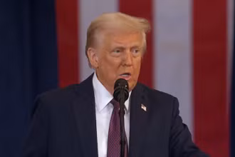 Ông Donald Trump phát biểu tại buổi lễ nhậm chức Tổng thống thứ 47 của nước Mỹ. (Ảnh chụp màn hình video/Nguồn: Facebook Donald J. Trump) 