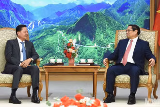 Thủ tướng Chính phủ Phạm Minh Chính tiếp Phó Thủ tướng Vương quốc Campuchia Neth Savoeun.
