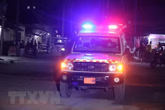 Xe cứu thương tham gia chiến dịch giải cứu tại Mogadishu, Somalia, ngày 9/6/2023. (Nguồn: AFP/TTXVN)