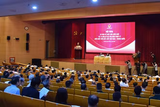 Quang cảnh hội nghị. (Ảnh: TRUNG HƯNG)