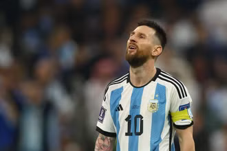 Messi đang rất gần với “giấc mơ vàng” World Cup của mình. (Ảnh: Reuters)