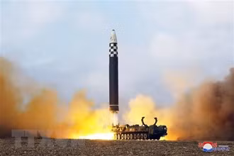 Triều Tiên phóng tên lửa đạn đạo liên lục địa (ICBM) Hwasong-17 ngày 18/11. (Ảnh:Yonhap/TTXVN)