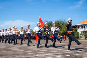 Diễu binh trên đảo Trường Sa.