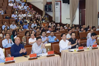 Các đại biểu dự Hội nghị. 
