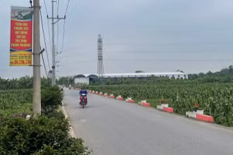 Hệ thống hạ tầng nông thôn huyện Gia Lâm được đầu tư đồng bộ. 