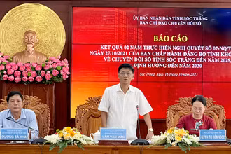 Bí thư Tỉnh ủy Sóc Trăng phát biểu chỉ đạo Hội nghị.
