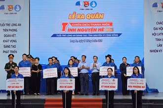 Tỉnh đoàn Long An tổ chức lễ ra quân Chiến dịch thanh niên tình nguyện hè năm 2024.