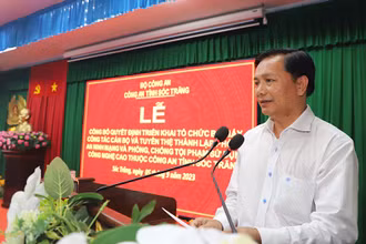 Chủ tịch Ủy ban nhân dân tỉnh Sóc Trăng Trần Văn Lâu phát biểu chỉ đạo tại buổi lễ.