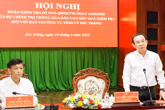 Đồng chí Nguyễn Văn Nên phát biểu tại hội nghị.