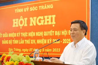 Đồng chí Nguyễn Xuân Thắng phát biểu chỉ đạo hội nghị.