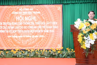 Đại tá Trần Văn Hòa, phát biểu chỉ đạo hội nghị.