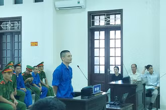 Bị cáo Nguyễn Quốc Quân, tức Quân "Idol". (Ảnh: Báo Người Lao động)