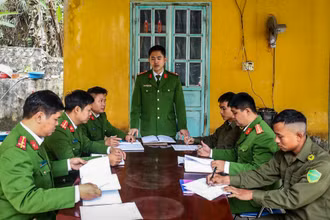 [Ảnh] Công an xã "bám biên", giữ bình yên phên dậu Tổ quốc