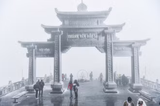 [Ảnh] Chiêm ngưỡng cảnh tuyết phủ trắng trên đỉnh Fansipan
