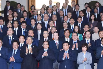 Thủ tướng Phạm Minh Chính với các doanh nghiệp Nhật Bản.