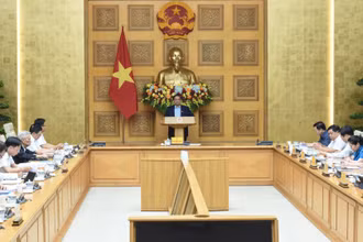 Thủ tướng Phạm Minh Chính chủ trì cuộc họp với Hội đồng Tư vấn chính sách về phát triển kinh tế tư nhân.