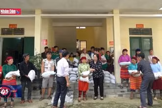 Hỗ trợ gạo cứu đói cho đồng bào vùng cao mùa giáp hạt