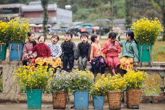 Trẻ em ở Lũng Cẩm, xã Sủng Là, huyện Đồng Văn, tỉnh Hà Giang. (Ảnh VŨ MỪNG)
