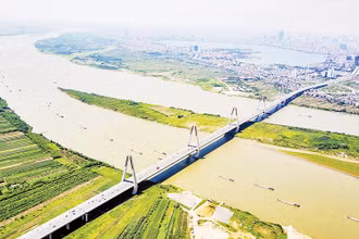 Trục Nhật Tân - Nội Bài là trục phát triển kinh tế, đô thị thông minh, hiện đại, kết hợp đồng bộ với không gian trục Bắc Thăng Long - Nội Bài. (Ảnh Duy Linh)