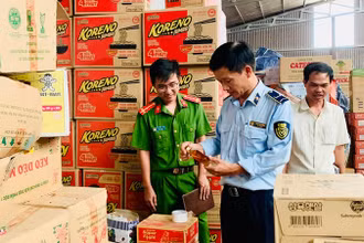 Lực lượng chức năng tỉnh Gia Lai tăng cường kiểm tra an toàn thực phẩm trong dịp Tết Nguyên đán Ất Tỵ 2025.