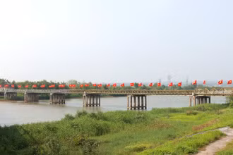 Cảnh sắc thanh bình ở Đôi bờ Hiền Lương - Bến Hải.