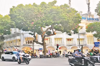Mật độ dân số trong khu vực nội thành, nội thị, thị trấn của Hà Nội đến năm 2035 dự kiến đạt 12.000 người/km2.