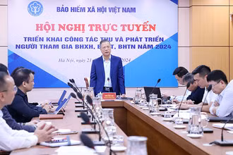 Lãnh đạo Bảo hiểm xã hội Việt Nam chỉ đạo tại hội nghị triển khai công tác thu và phát triển người tham gia bảo hiểm xã hội, bảo hiểm y tế, bảo hiểm thất nghiệp năm 2024. (Ảnh TÂM TRUNG) 