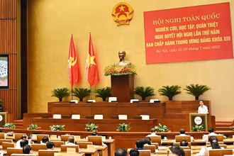 Hội nghị toàn quốc nghiên cứu, học tập, quán triệt Nghị quyết Hội nghị lần thứ năm Ban Chấp hành Trung ương khóa XIII tại điểm cầu Nhà Quốc hội. (Ảnh DUY LINH)