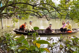 Khách du lịch tại cù lao Mây (Vĩnh Long). (Ảnh LAN ANH)
