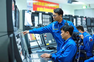 Nhà máy Lọc dầu Dung Quất vận hành ở công suất tối ưu, đáp ứng nhu cầu cao của thị trường trong dịp Tết Nguyên đán.