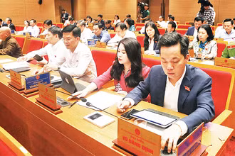 Hội đồng nhân dân thành phố Hà Nội đã thông qua 18 nghị quyết tại kỳ họp thứ 15, khóa 16.