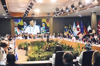 Các đại biểu dự Hội nghị Bộ trưởng Ngoại giao G20 tại Brazil. (Ảnh AP)
