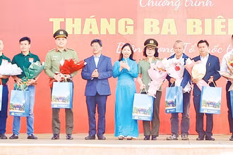 Tuổi trẻ Thành phố Hồ Chí Minh với các hoạt động hướng về biên giới tại tỉnh Đắk Nông.