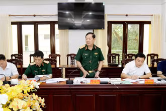 Đoàn Kiểm tra số 1924 của Bộ Chính trị, Ban Bí thư làm việc với Ban Thường vụ Đảng ủy Quân sự tỉnh Kiên Giang. (Ảnh: PHƯƠNG VŨ).