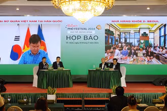 Quang cảnh buổi họp báo.