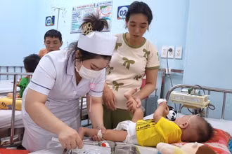 [Video] Bộ Y tế hỏa tốc yêu cầu tăng cường kiểm soát lây nhiễm bệnh sởi