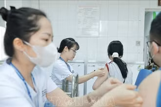 [Video] Hà Nội bảo đảm cung ứng đầy đủ thuốc phòng, chống dịch trong giai đoạn giao mùa
