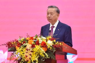 Tổng Bí thư, Chủ tịch nước Tô Lâm chủ trì họp báo ngày 3/8, ở Hà Nội. Tại đây, nhà lãnh đạo nêu 5 ưu tiên của đối ngoại Việt Nam trong thời gian tới. (Ảnh: Báo Thế giới và Việt Nam)