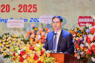 PGS.TS Phạm Văn Thuần làm Giám đốc Học viện Quản lý giáo dục