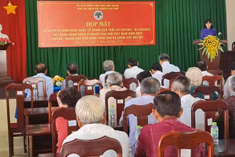 Quang cảnh buổi họp mặt.