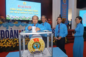 Bầu Ban Chấp hành Liên đoàn Lao động tỉnh Hậu Giang khoá 11.