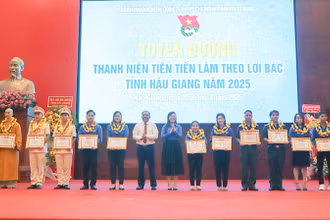 Tuyên dương 30 gương thanh niên tiên tiến làm theo lời Bác năm 2025.