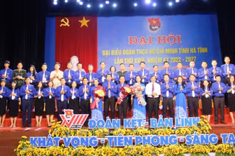 Ban Chấp hành Đoàn Thanh niên Cộng sản Hồ Chí Minh tỉnh Hà Tĩnh nhiệm kỳ 2022-2027.