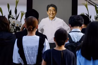 Tang lễ của cố Thủ tướng Nhật Bản Abe Shinzo diễn ra tại đền Zojoji