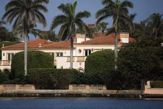Dinh thự Mar-a-Lago của cựu Tổng thống Donald Trump. (Ảnh: Reuters)