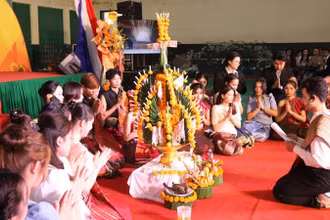Lưu học sinh Lào đón Tết cổ truyền Bun Pi May ở Huế, ngày 12/04/2025. (Ảnh: Nhandan.vn)