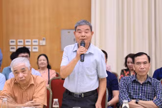 Cử tri quận Hoàn Kiếm tin tưởng thành phố Hà Nội sẽ hoàn thành các chỉ tiêu, kế hoạch của năm 2024 trên mọi lĩnh vực.