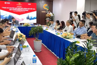Hội Môi giới Bất động sản Việt Nam khẳng định, môi giới không phải là nguyên nhân chính khiến giá bất động sản tăng cao trong thời gian qua.