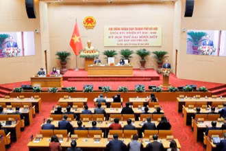 Các cơ quan trực thuộc Ủy ban nhân dân thành phố Hà Nội sau sắp xếp đã giảm trên 15% các đầu mối bên trong.